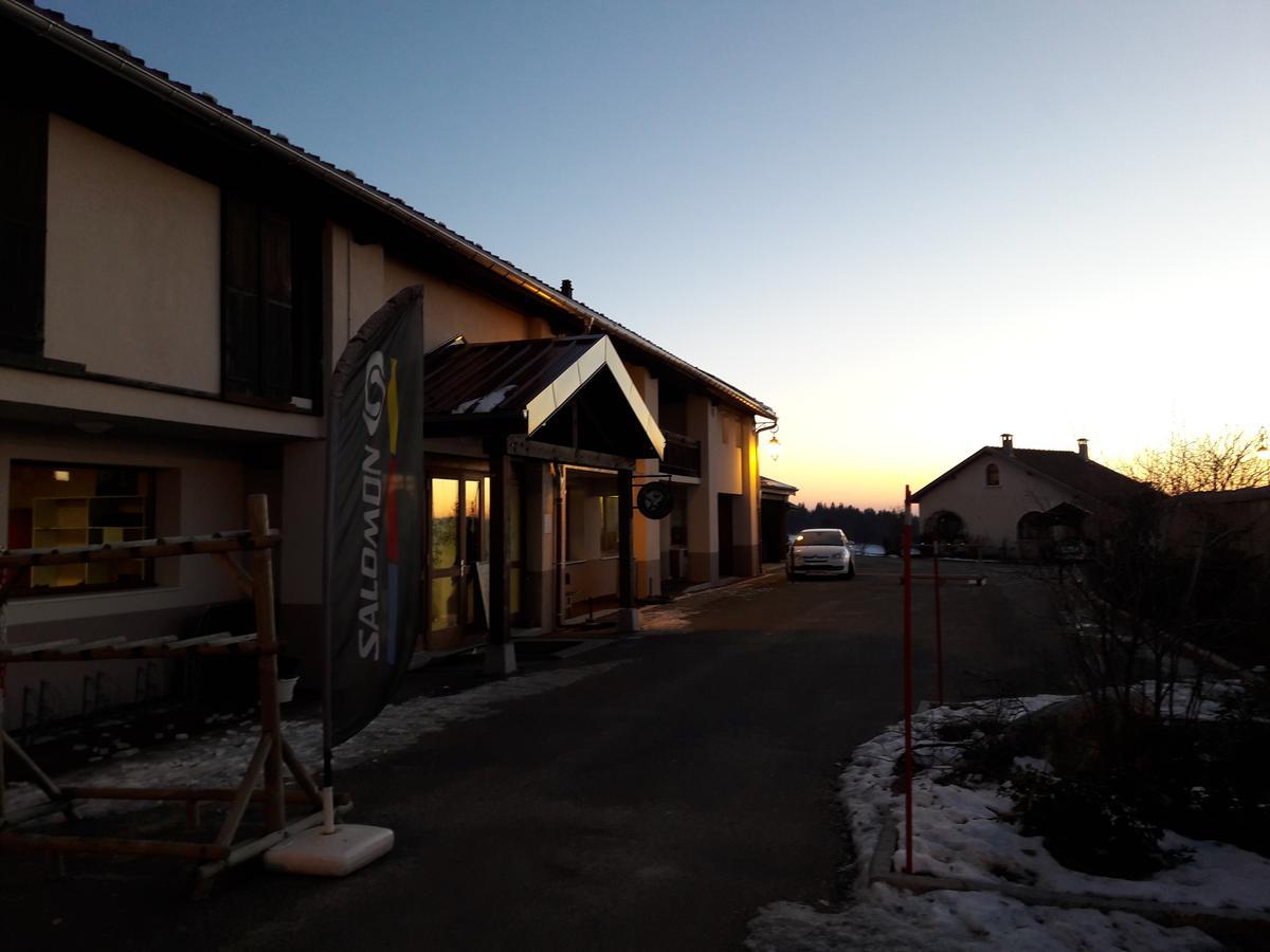 ホテル Le Relais Nordique Giron エクステリア 写真