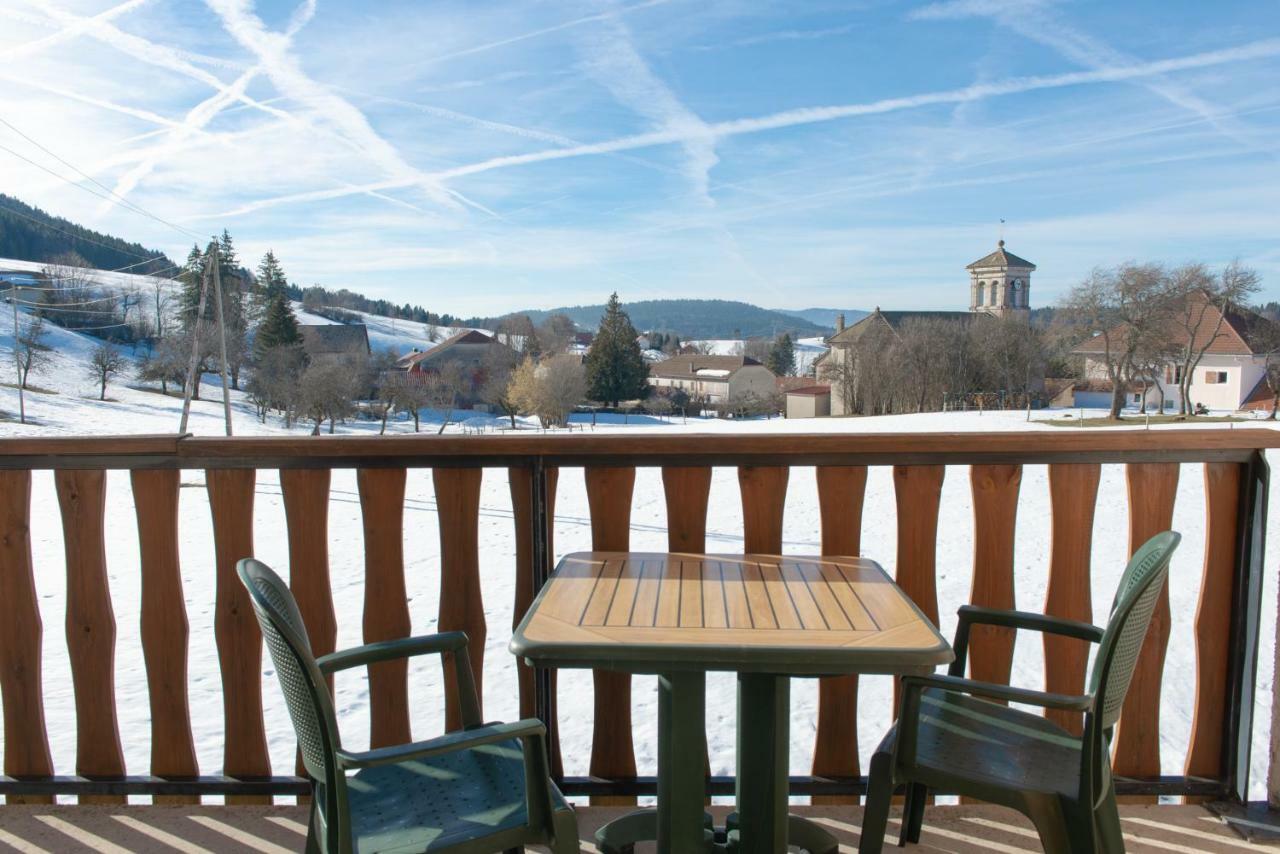 ホテル Le Relais Nordique Giron エクステリア 写真